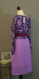 лиловое платье