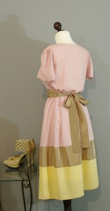 платье в стиле 1950-х