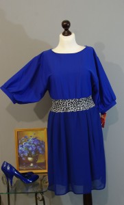синее платье в стиле 1970х