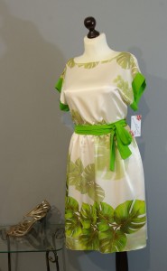 шелковое платье с листьями