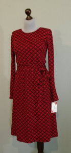 купить платье черно-красное с узором королевская лилия (8)