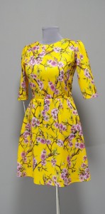 купить желтое платье с цветущей веткой (8)