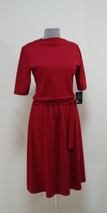 Красное платье осень-зима
