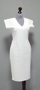 Платье из кримплена белого цвета