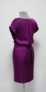Фиолетовое платье из шелка фуксия