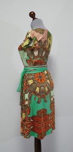 Платье из цветной летней ткани
