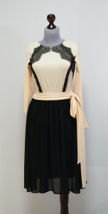 Черно-кремовое платье с французским кружевом