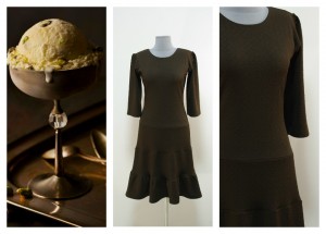 Темно-коричневое платье