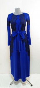 Праздничное синее платье с кружевами длинное