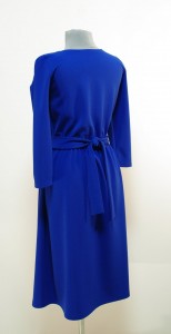 Расклешенное платье с поясом, платье синего цвета